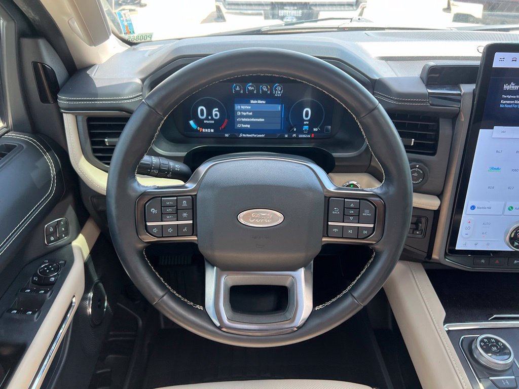 Used 2023 Ford Expedition Max Platinum AWD/4WD image 40