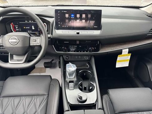 New 2026 Nissan Rogue Platinum w/ Platinum Premium Package AWD/4WD image 20