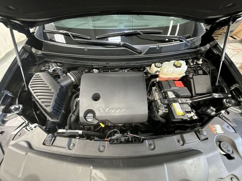 Certified 2023 Chevrolet Traverse LT image 39