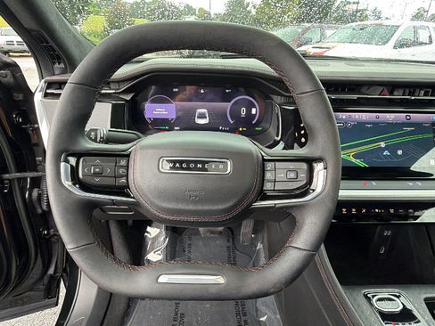 Used 2024 Jeep Wagoneer Launch Edition AWD/4WD image 25