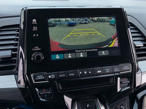 Used 2023 Honda Odyssey Elite image 25