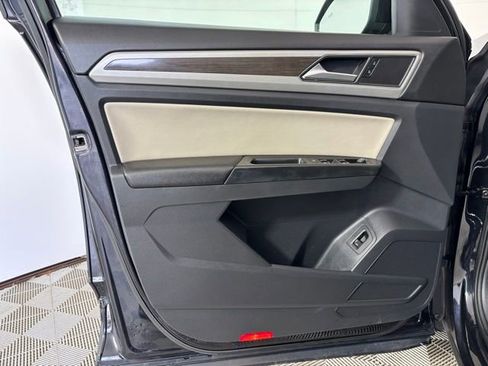 Used 2018 Volkswagen Atlas SEL AWD/4WD image 10