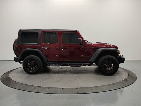 Used 2021 Jeep Wrangler Unlimited Rubicon w/ Steel Bumper Group AWD/4WD image 9