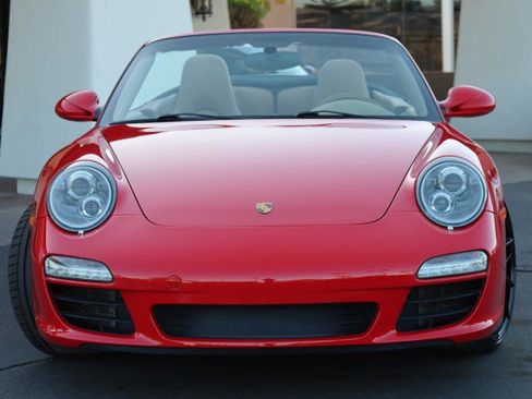Used 2010 Porsche 911 Carrera S RWD image 7
