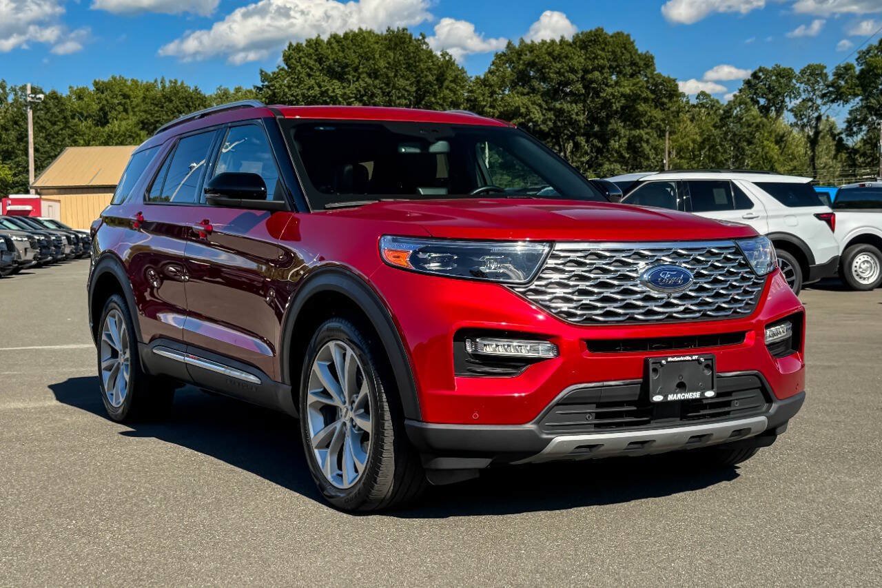 Used 2023 Ford Explorer Platinum w/ Technology Package AWD/4WD image 1