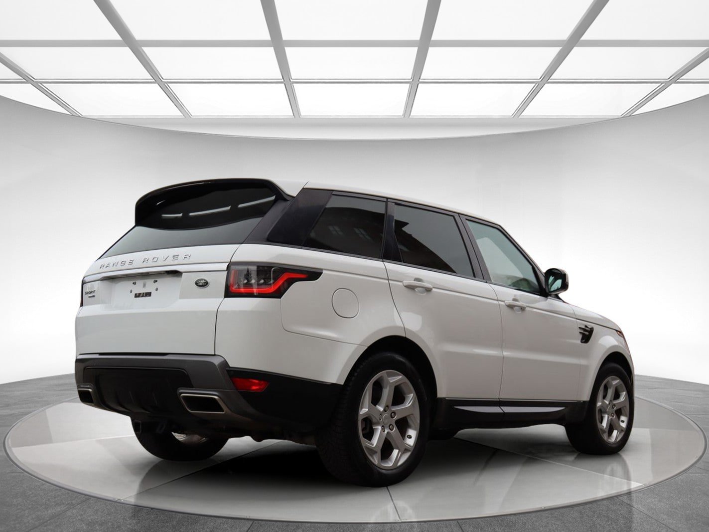 Used 2018 Land Rover Range Rover Sport HSE AWD/4WD image 6