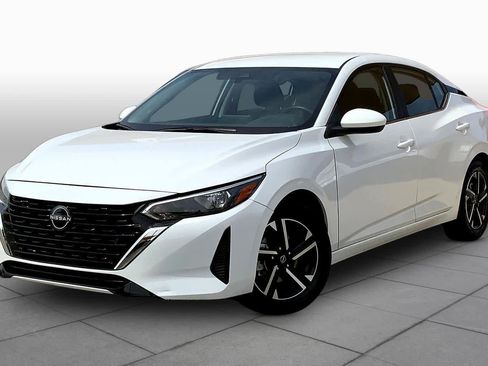 Used 2025 Nissan Sentra SV FWD image 1