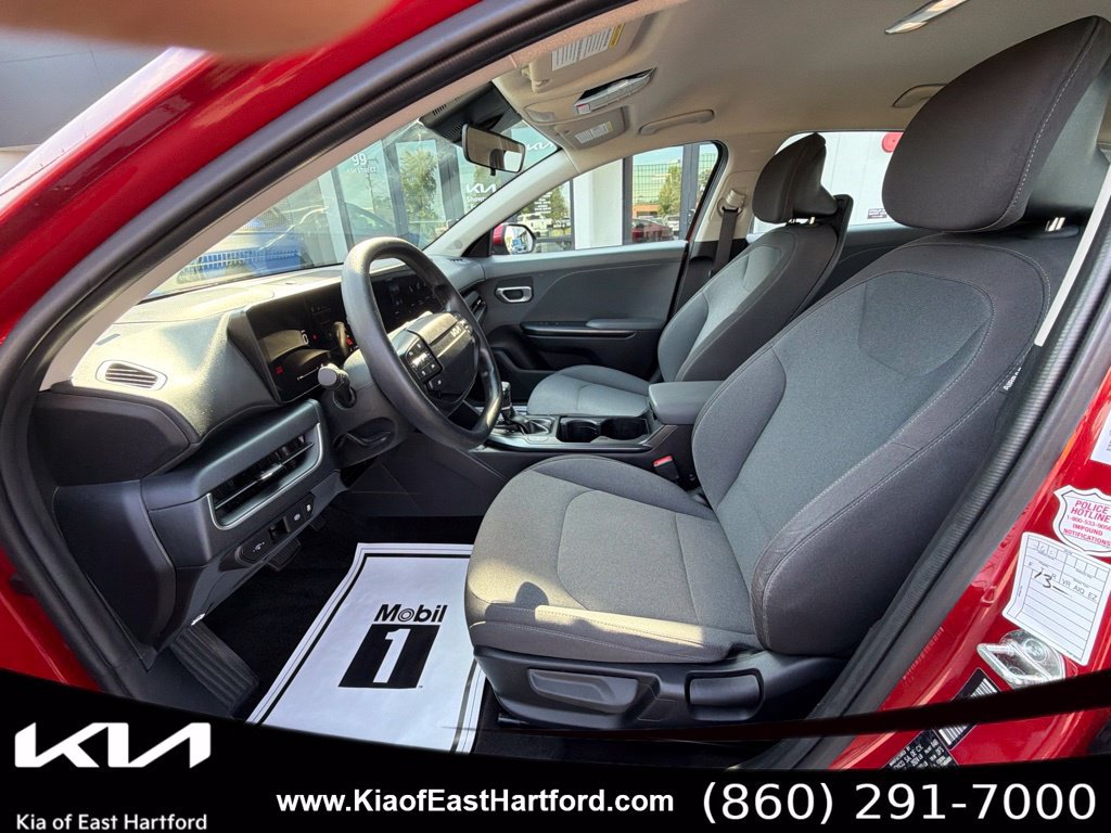 Used 2025 Kia K4 FWD image 30