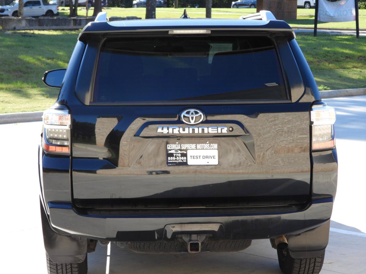Used 2017 Toyota 4Runner SR5 Premium RWD image 32