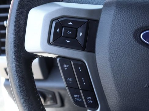 Used 2022 Ford F250 Lariat w/ Black Appearance Package AWD/4WD image 22