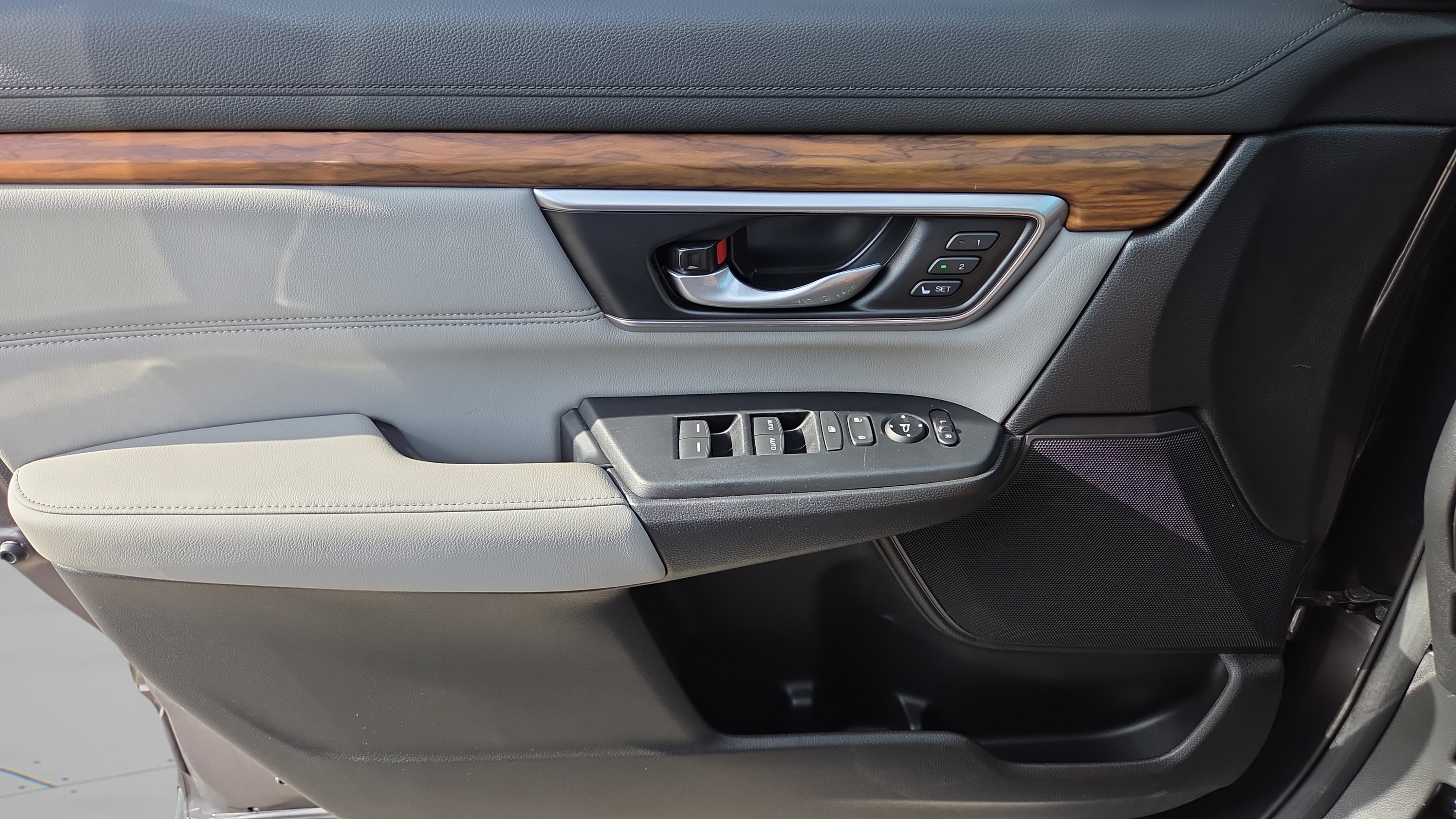 Used 2021 Honda CR-V EX-L image 34