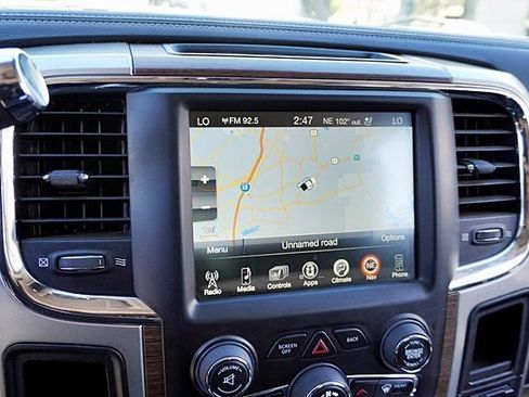 Used 2017 RAM 3500 Laramie w/ Convenience Group RWD image 30