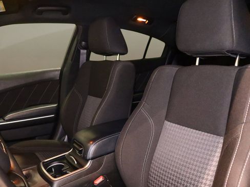 Used 2023 Dodge Charger SXT image 15