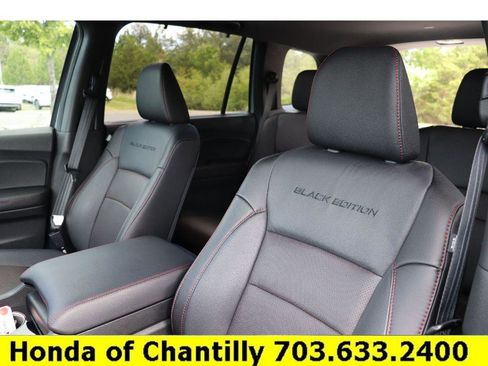 Certified 2024 Honda Passport Black Edition image 24