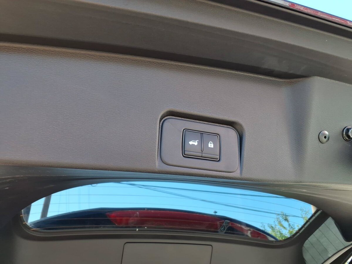 Used 2024 Nissan Rogue SL AWD/4WD image 18