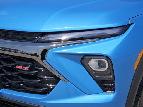 New 2026 Chevrolet TrailBlazer RS w/ Convenience Package FWD image 5