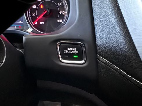 Certified 2023 GMC Acadia SLE w/ Driver Convenience Package AWD/4WD image 22