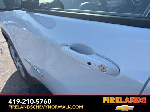 Used 2022 Jeep Compass Latitude image 14