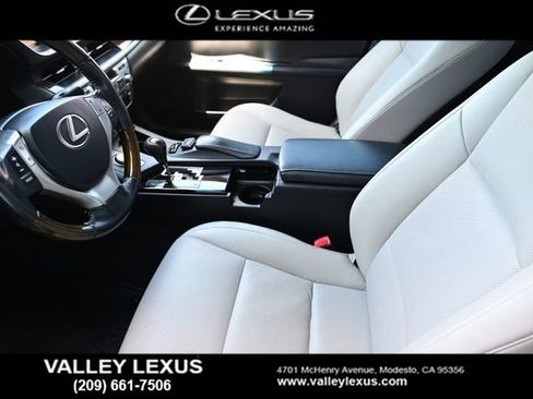 Used 2015 Lexus ES 350 w/ Premium Package FWD image 14