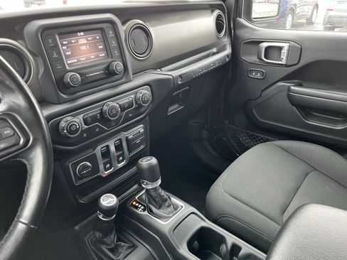 Used 2020 Jeep Wrangler Sport image 22