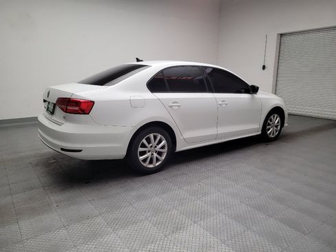 Used 2015 Volkswagen Jetta SE FWD image 10