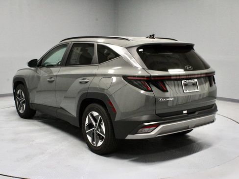 Certified 2025 Hyundai Tucson SEL FWD image 13