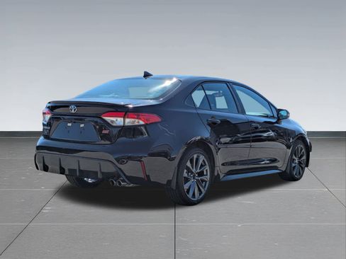 Used 2023 Toyota Corolla SE image 6