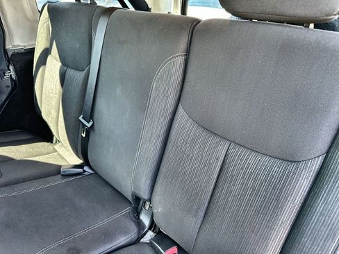 Used 2017 Jeep Wrangler Unlimited Sahara w/ Connectivity Group image 18