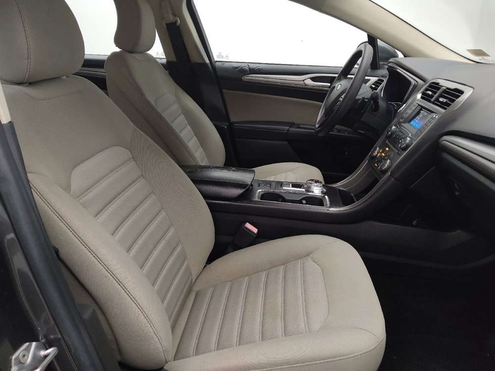Used 2018 Ford Fusion S FWD image 21