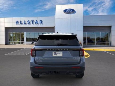 New 2026 Ford Explorer Active RWD image 5