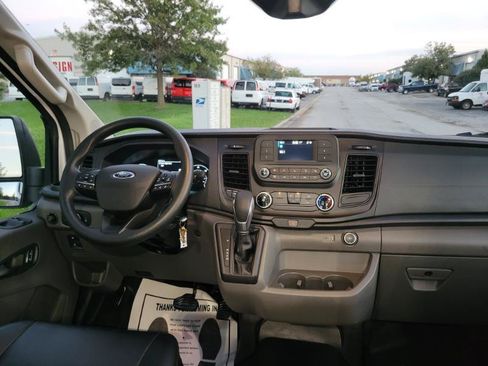 Used 2023 Ford Transit 150 Low Roof AWD image 38