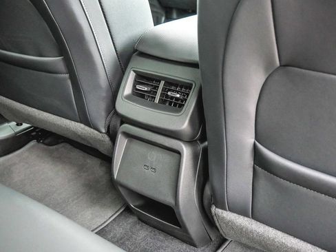 Used 2024 Chevrolet Equinox EV LT AWD/4WD image 29