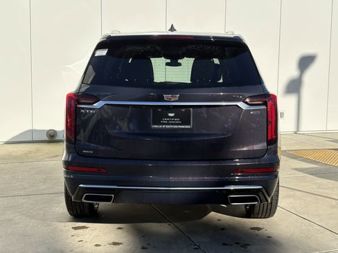 Certified 2025 Cadillac XT6 Premium Luxury image 8