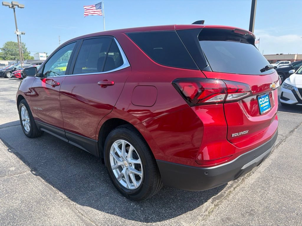 Used 2024 Chevrolet Equinox LT w/ LPO, Floor Liner Package FWD image 5