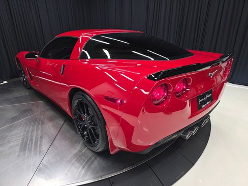 Used 2007 Chevrolet Corvette Coupe w/ Preferred Equipment Group RWD image 44
