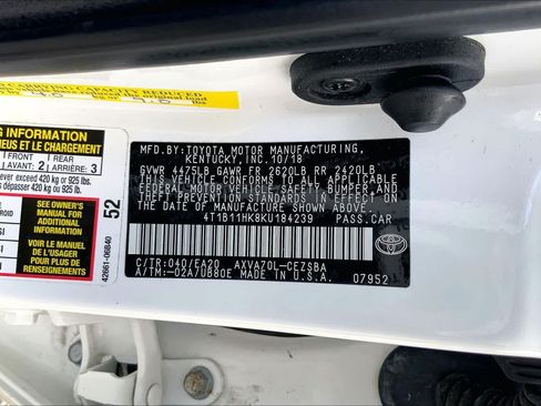 Used 2019 Toyota Camry SE FWD image 36