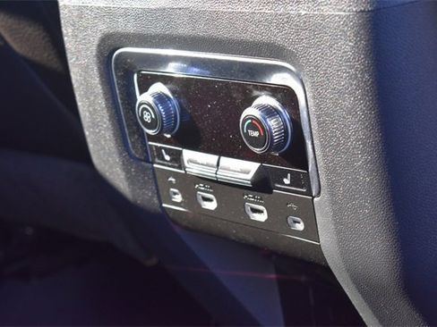 Certified 2021 GMC Yukon Denali w/ Denali Premium Package image 19