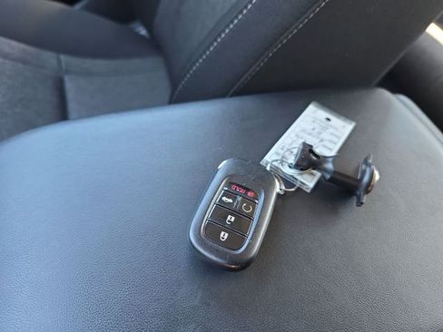 Used 2023 Honda Accord EX image 31