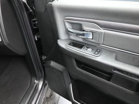 Used 2022 RAM 1500 Classic SLT w/ Electronics Group AWD/4WD image 23