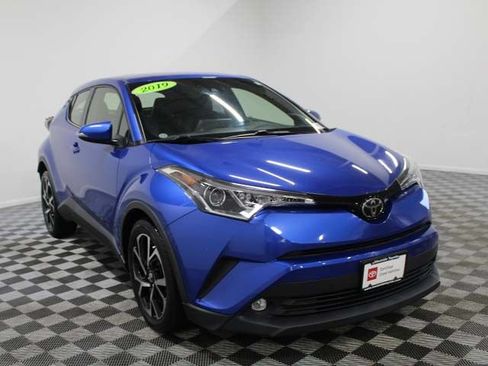 Certified 2019 Toyota C-HR Limited FWD image 8