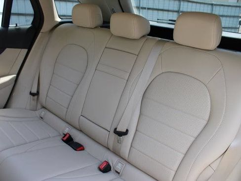 Used 2022 Mercedes-Benz GLC 300 w/ Premium Package Lite image 12