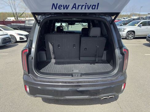 Used 2025 Kia Telluride EX X-Line image 6