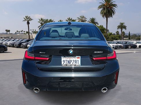 Used 2025 BMW 330i xDrive Sedan w/ M Sport Package AWD/4WD image 6