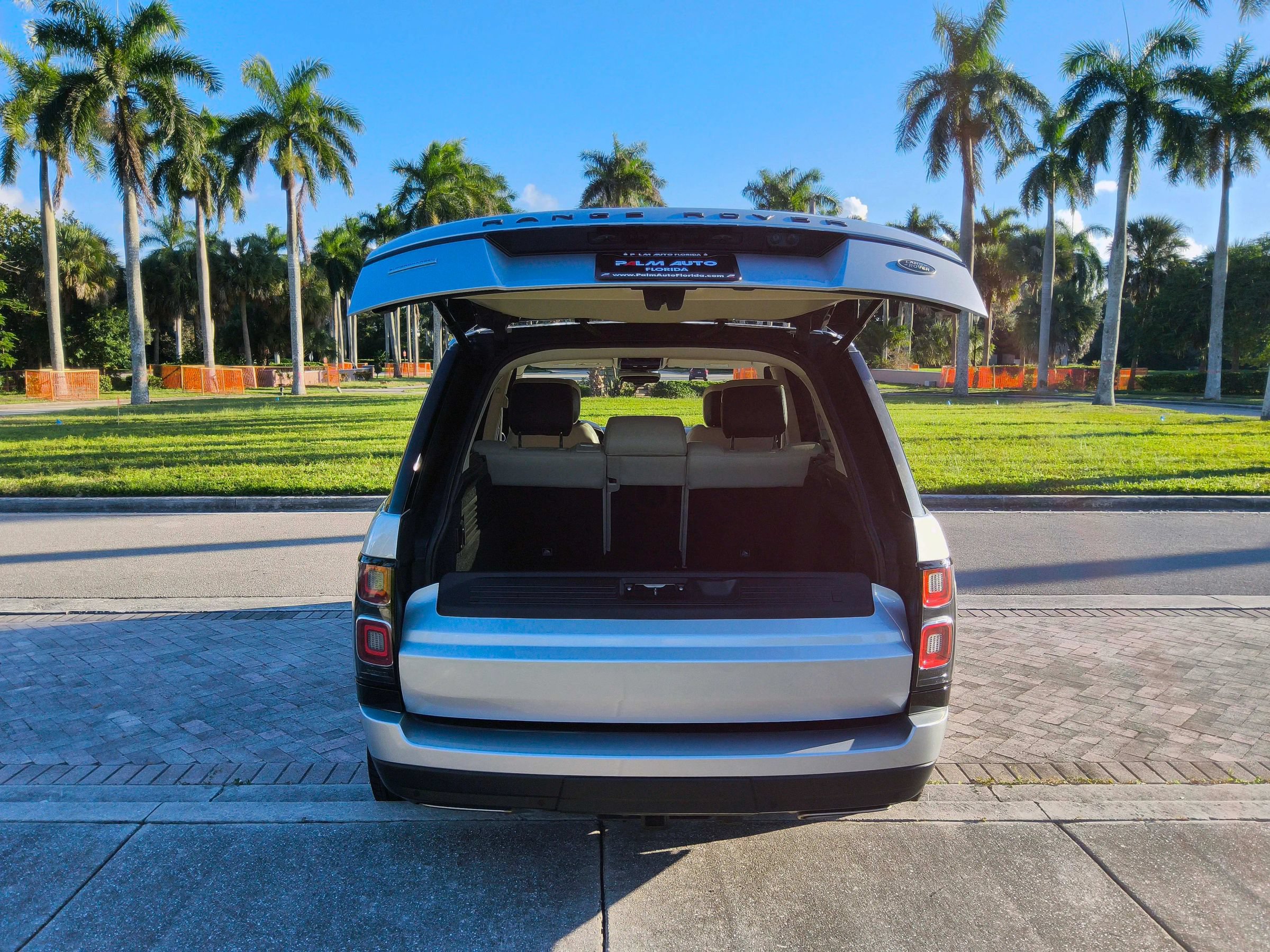 Used 2019 Land Rover Range Rover Supercharged AWD/4WD image 52