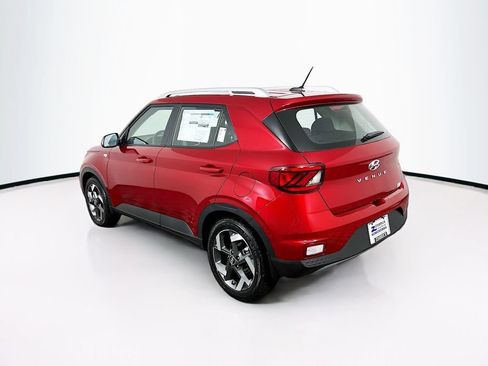 Certified 2026 Hyundai Venue SEL FWD image 5