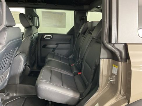 New 2025 Ford Bronco Big Bend w/ Black Diamond Package image 26