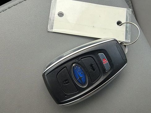 Used 2025 Subaru Outback Premium image 29