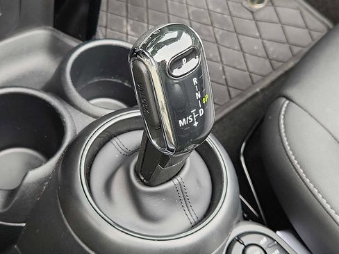 Used 2024 MINI Cooper Convertible image 16