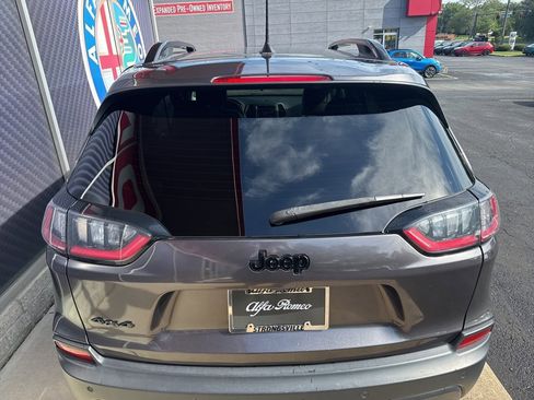 Used 2023 Jeep Cherokee Altitude Lux image 10