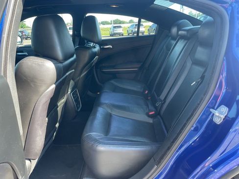 Used 2020 Dodge Charger SXT w/ Plus Group RWD image 11